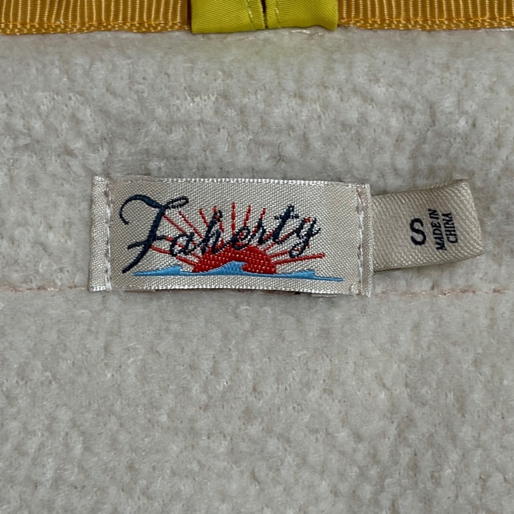 Faherty Sherpa Cobble Hill Quarter Zip‎ Pullover Cream Small EUC - Picture 6 of 6